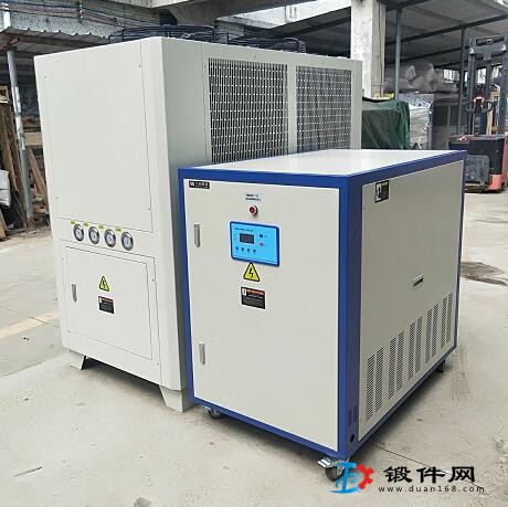 供應(yīng)實(shí)驗(yàn)室專(zhuān)用分體式冷水機(jī)
